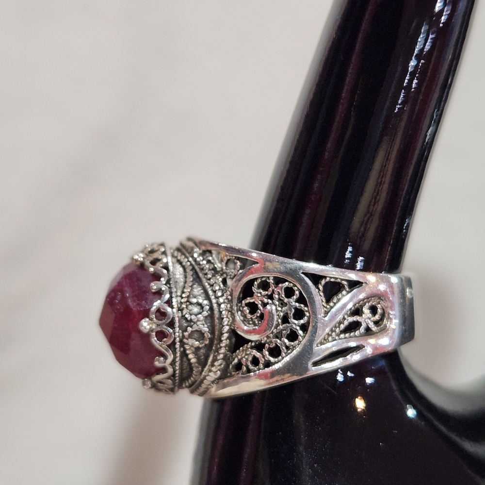 Dgs Silver Ruby Ring - image 5